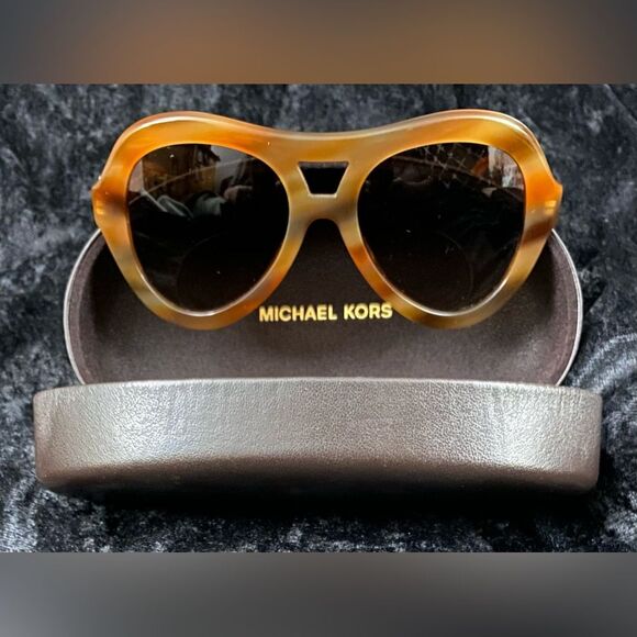 Michael Kors Sunglasses Kensington (MSK209) 135 Made in Italy NWT w/ Case main image 5